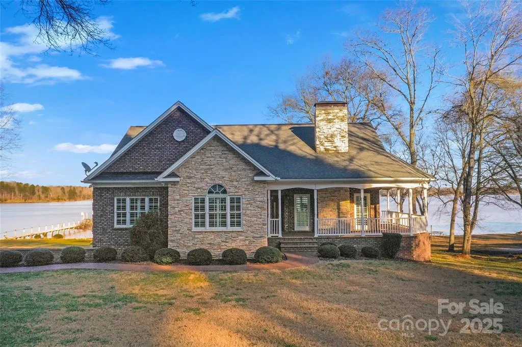 9217 Azalea Road, Sherrills Ford, NC