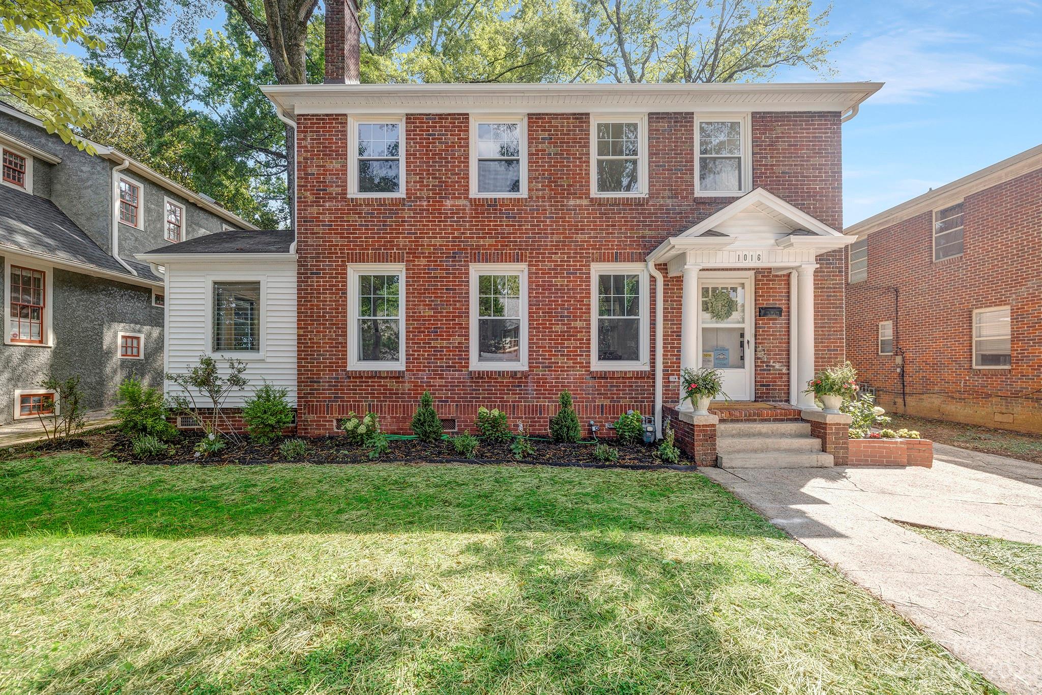 1016 Isleworth Avenue, Charlotte, NC 28203-5218 home for sale